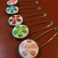 はじめての日本刺繍～桜のピンブローチづくり