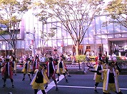 この夏は表参道のまんなかで踊ろう！
～地元チームと一緒によさこい体験会～