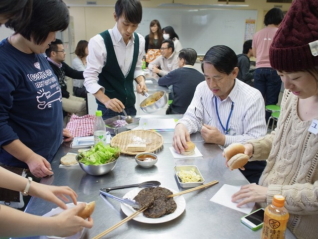 【撮影者　ボランティアスタッフ・松井健二】