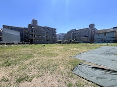 幡ヶ谷社会教育館うらの空き地